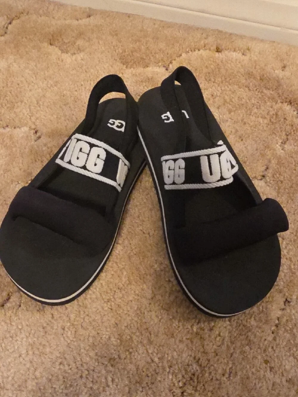 UGG casual slingback